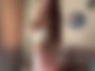 ShirelyTataris's Live Sex Cam Show