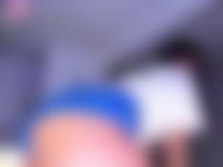 SuzzanRugge's Live Sex Cam Show