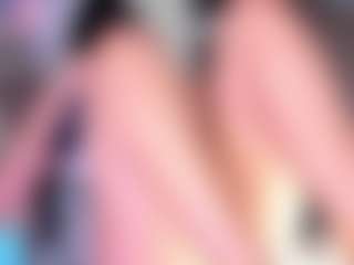 Live cam show with SuzzanRugge - Squirt on Camsoda