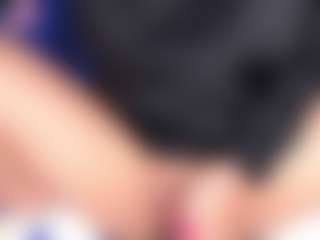 Live cam show with SuzzanRugge - Cute on Hubzter Live