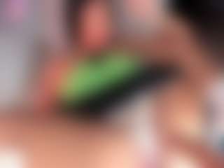 Live cam show with SuzzanRugge - Thin on parknlotfishbdy