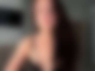 Live cam show with A_Milla - White on Hubzter Live | united states