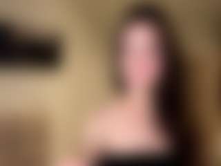 Live cam show with A_Milla - Spanks on Chatstar