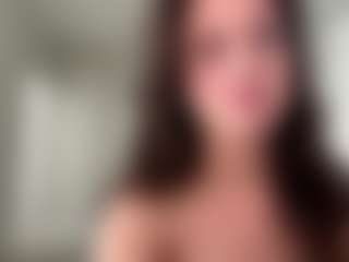 Live cam show with A_Milla - Body Massage on slutload