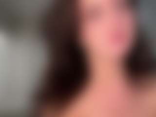 Live cam show with A_Milla - Living Room on Camsoda