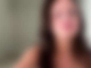 Live cam show with A_Milla - Facial on Pornisteam.com