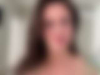Live cam show with A_Milla - Play on CamClone