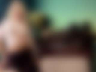 Eve's Live Sex Cam Show