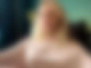 Eve's Live Sex Cam Show
