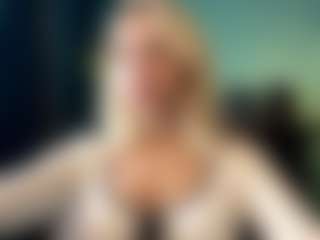 Eve's Live Sex Cam Show