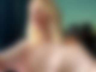 Eve's Live Sex Cam Show