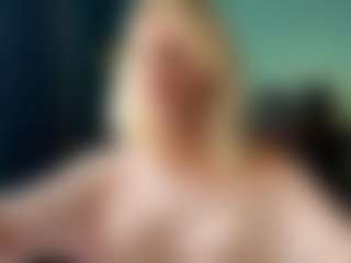 Eve's Live Sex Cam Show