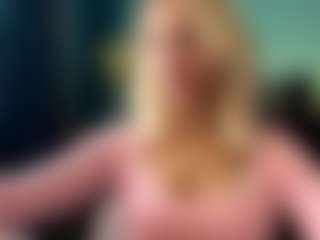 Eve's Live Sex Cam Show
