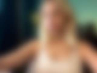 Eve's Live Sex Cam Show
