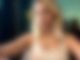 Eve's Live Sex Cam Show