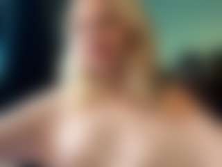 Eve's Live Sex Cam Show