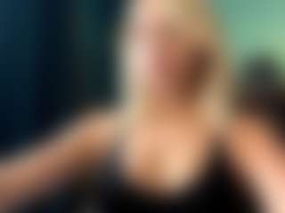 Eve's Live Sex Cam Show