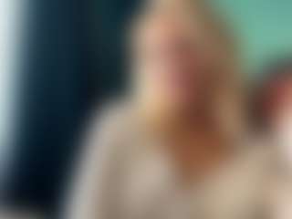 Live cam show with Eve - Blonde Hair on Hubzter Live