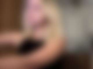 Eve's Live Sex Cam Show