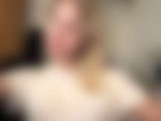 Live cam show with Eve - Camel Toe on SpankPalCams