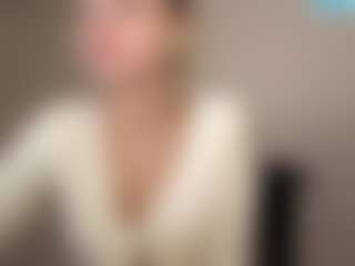 Live cam show with Eve - Ass Clapping on Camsoda