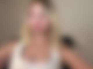 Live cam show with Eve - Ass Clapping on Camsoda