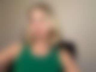 Eve's Live Sex Cam Show