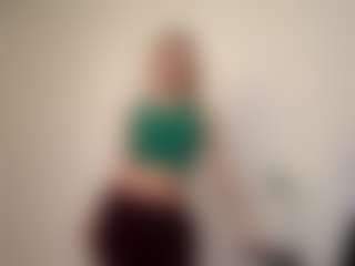 Eve's Live Sex Cam Show