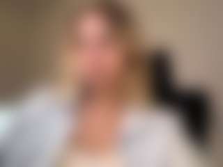 Eve's Live Sex Cam Show