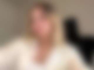 Eve's Live Sex Cam Show