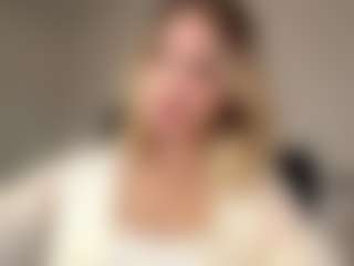 Eve's Live Sex Cam Show