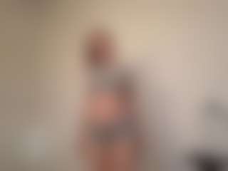 Eve's Live Sex Cam Show