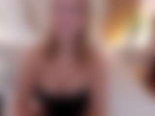 Live cam show with Daraa strom - Spank on Camsoda Late Night