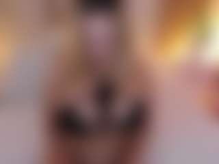 Live cam show with Daraa strom - Public MILF on wildcum.com