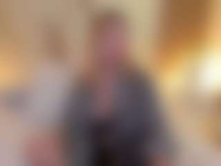 Daraa strom MILF webcam performer live streaming