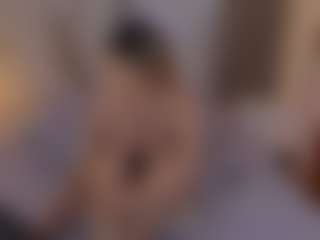 Live cam show with Daraa strom - Green Eyes on Camsoda