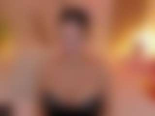 Live cam show with Daraa strom - Blonde Hair Amateur on Gym Cam Girls