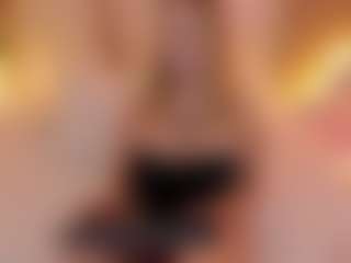 Live cam show with Daraa strom - Green Eyes on Mixed Magazine Live