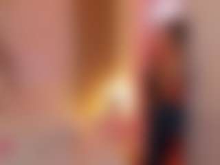 Live cam show with Daraa strom - Athletic on SinfulBabes