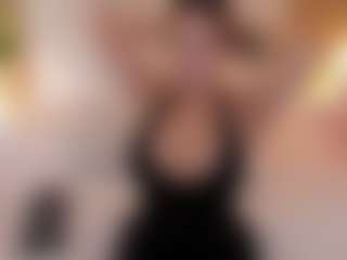 Live cam show with Daraa strom - Blonde Hair MILF on Camsoda
