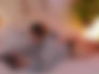 Daraa strom MILF webcam performer live streaming