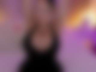 Live cam show with Daraa strom - Athletic BBW on Milfs Live