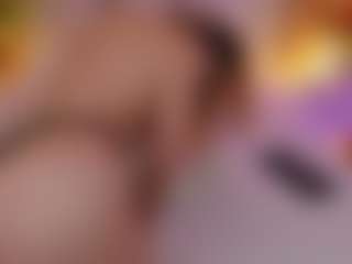 Live cam show with Daraa strom - Spank on Gym Cam Girls