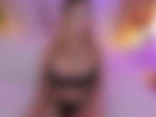 Live cam show with Daraa strom - Strip MILF on Dare Cams