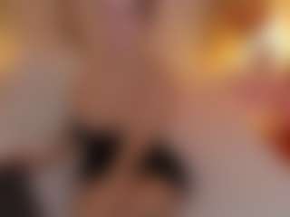 Live cam show with Daraa strom - Athletic Public on madthumbs