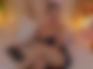 Daraa strom MILF webcam performer live streaming