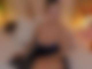 Daraa strom MILF webcam performer live streaming