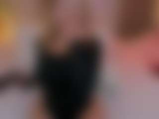 Live cam show with Daraa strom - Blue Eyes on SpunkLive