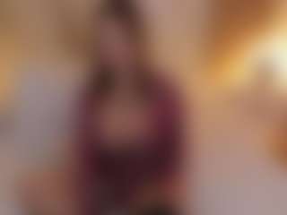 Spettacolo in cam dal vivo con Daraa strom - Spank su Camsoda