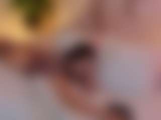 Live cam show with Daraa strom - Flashing on Gym Cam Girls